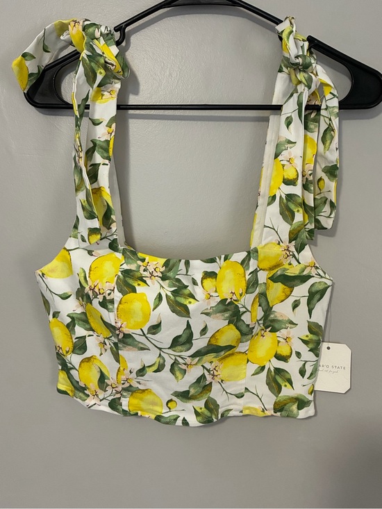 Altar'd State Tops - Altar’d state women’s small Tie-Shoulder Lemon Print Crop Top Italian summer NWT